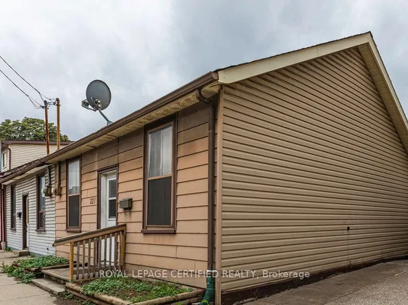 227 Wellington St N, Hamilton, ON L8L 5A7