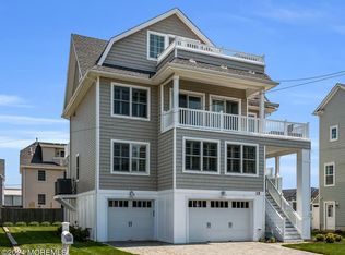 15 Longview Way, Sea Bright, NJ 07760