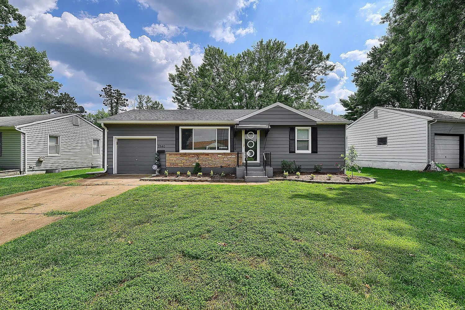 7840 General Sheridan Ln photo 1