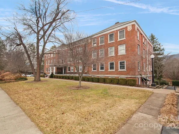 622 S Haywood St APT 204, Waynesville, NC 28786