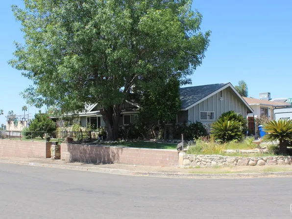 2316 Kamar St, Bakersfield, CA 93305