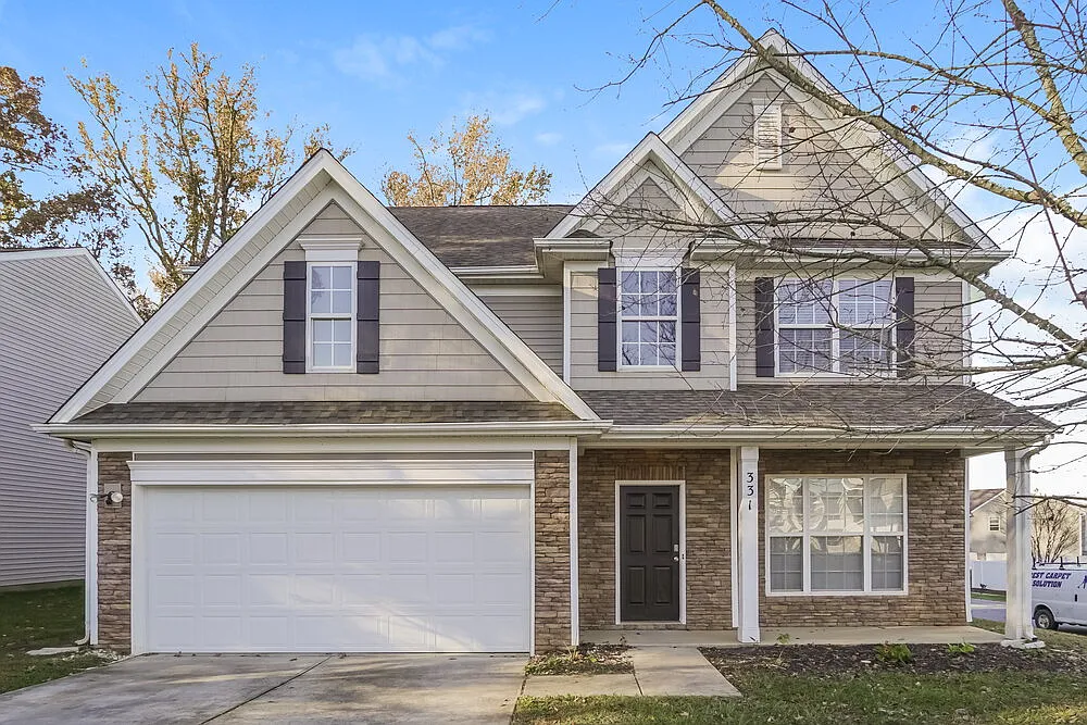 3 bed, 2.5 bath, 2256 sqft, $2,195 — Photo 1