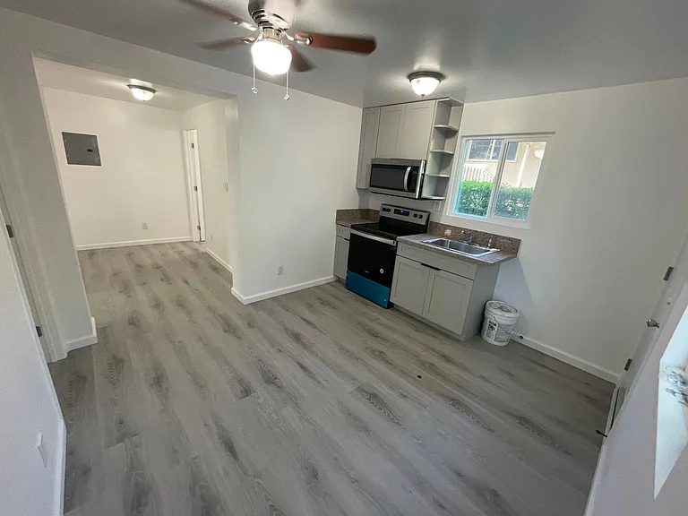 98-227 Kaluamoi Pl — Photo 1