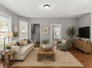 624 California St NW, Grand Rapids, MI 49504