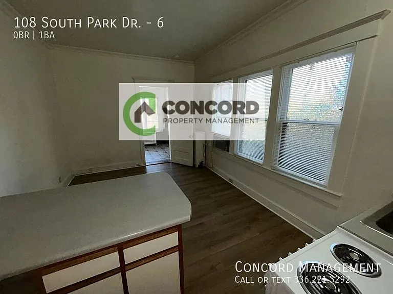 108 S Park Dr #6 — Photo 8