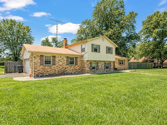2nd image of 10421 E Sandy Knob Dr