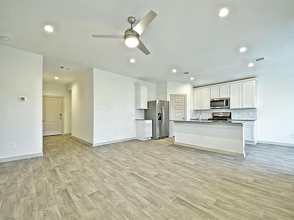 4th image of 7923 Suffolk Valley Ln