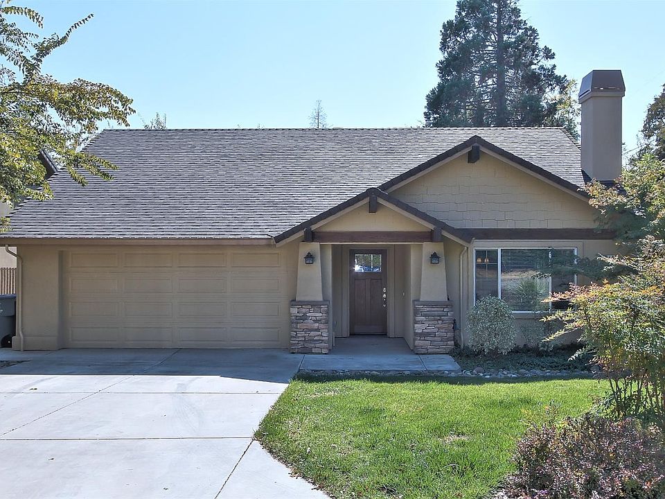 1st image of 1352 Live Oak Ln