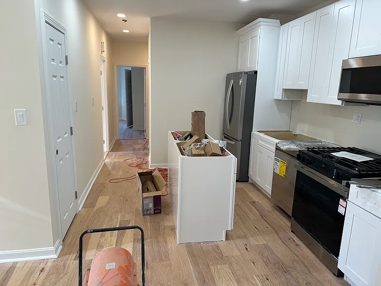 162 Centre St #1 — Photo 6