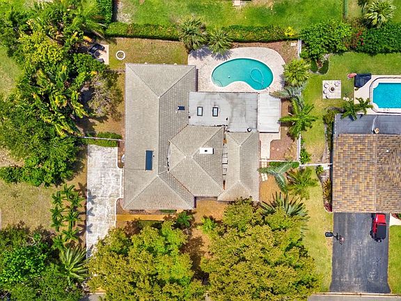 2nd image of 2730 NW 105th Terrace
