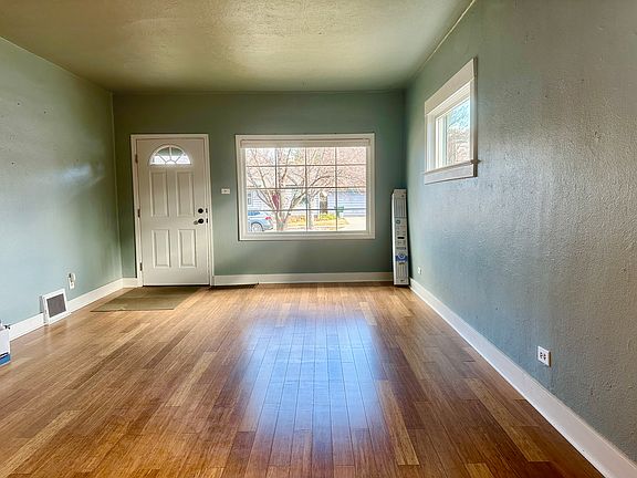 2nd image of 317 S 12th Ave