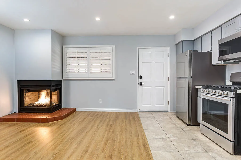 Building Photo - 495A Sturtevant Dr