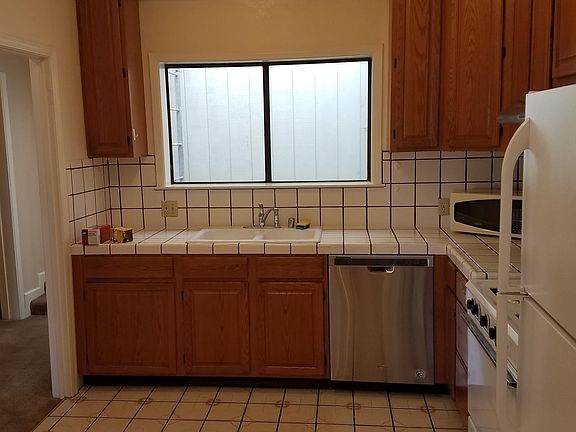 5th image of 1376 20th Ave