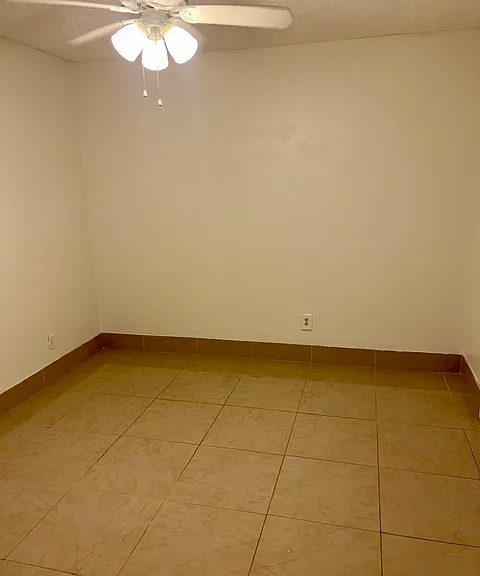 8372 Leamont Dr — Photo 26