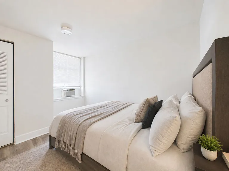 2135 Walnut St #1101 — Photo 7