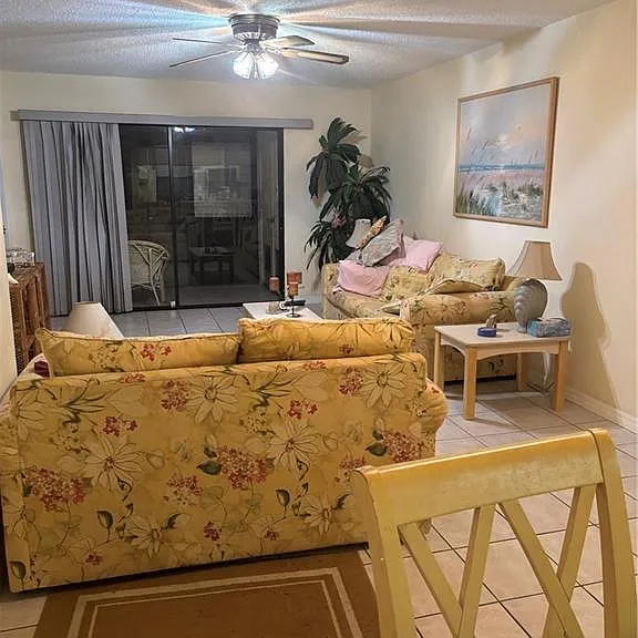 9285 Lake Park Dr #101 — Photo 11