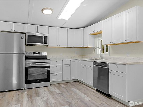 2nd image of 33422 192nd Avenue SE #58