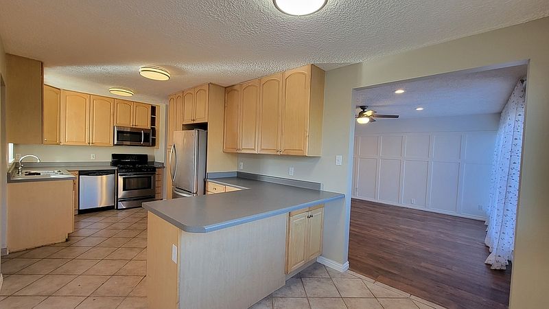 1st image of 1107 N Topaz Dr