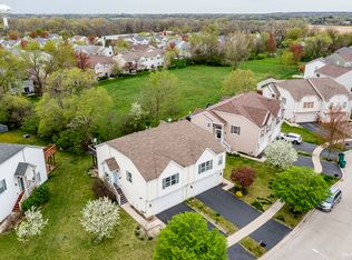 2449 Timber Springs Dr, Joliet, IL 60432