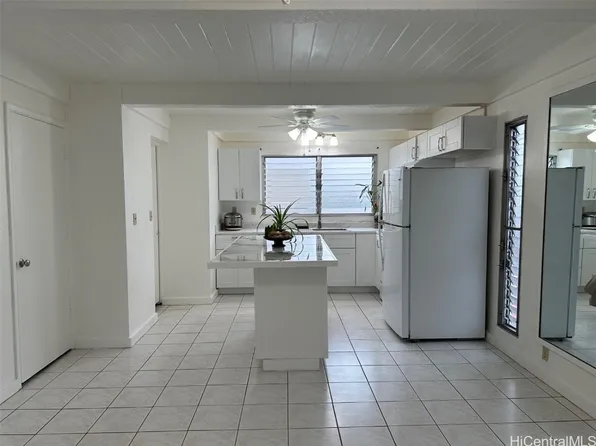833 Ala Lilikoi St #8336, Honolulu, HI 96818