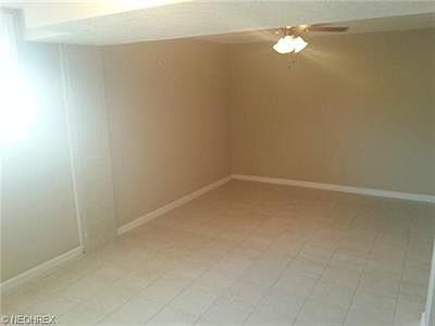 4th image of 2255 Eastlawn St