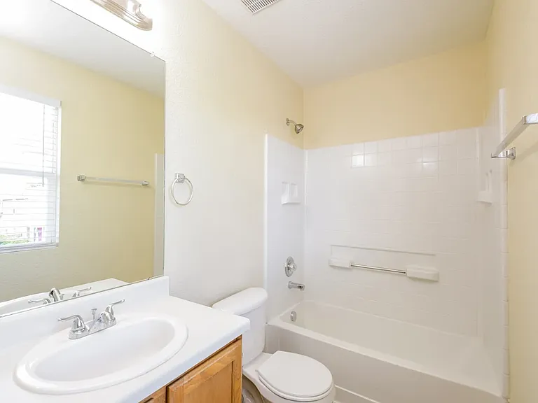 723 Canyon Ln — Photo 10