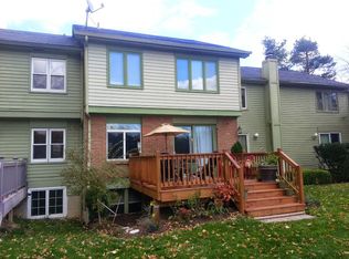 726 Robin Rd, Buffalo, NY 14228