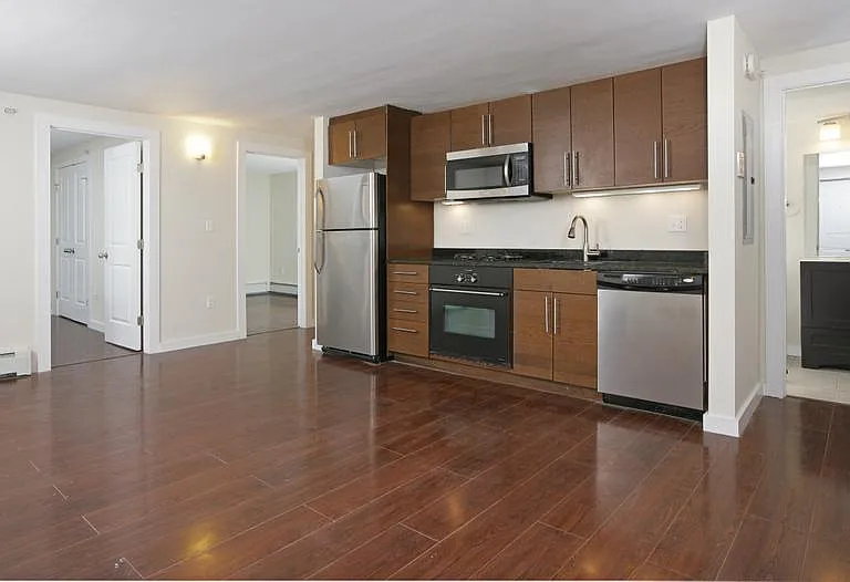 16 E Springfield St #4X — Photo 1