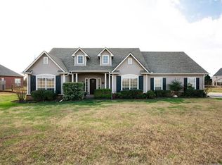 2082 E 156th St N, Skiatook, OK 74070