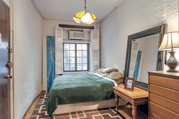 Sold by Kings Court Real Estate | media 23