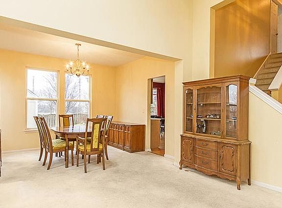 3rd image of 180 Wright Dr