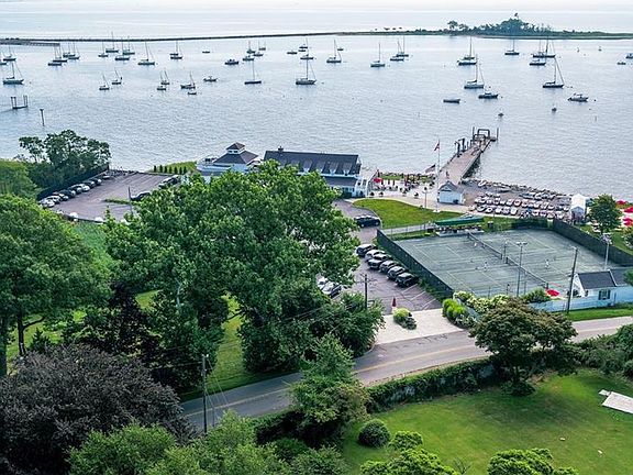 4th image of 89 Sailors Ln