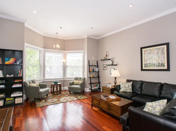 415 Angell St APT 2, Providence, RI 02906