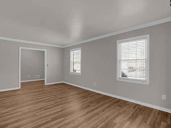 5th image of 312 Smiths Market Rd