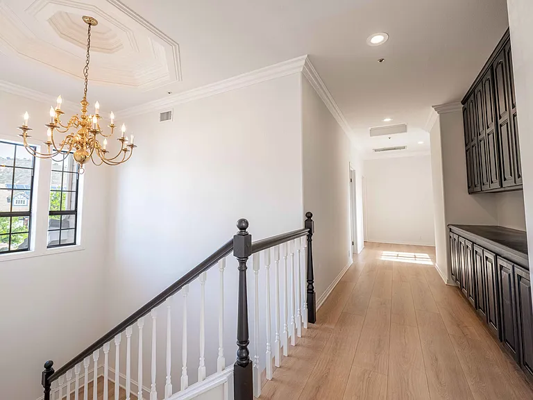 11300 Highridge Ct — Photo 25