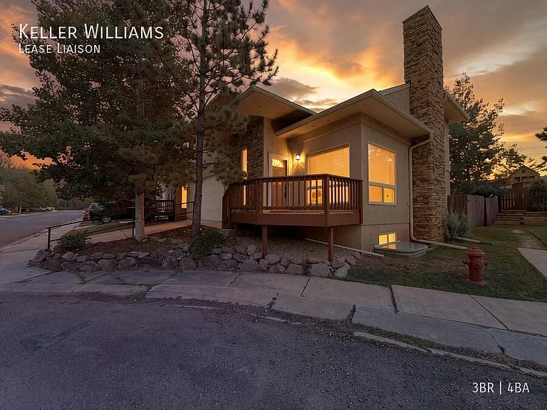 701 Westwood Trce — Photo 1