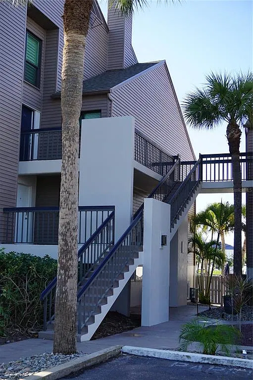 3 bed, 3.0 bath, 1775 sqft, $4,700 — Photo 3