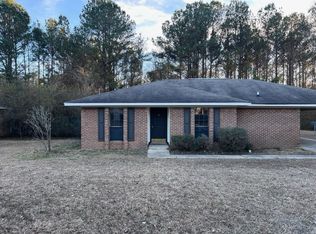 60015 Parkview Dr, Smithville, MS 38870