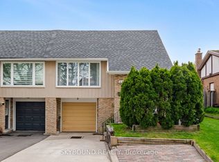 7217 Fayette Cir, Mississauga, ON L5N1Y5