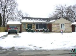 12851 Burton St, Oak Park, MI 48237