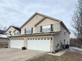 801 Woodside Creek Dr, Festus, MO 63028
