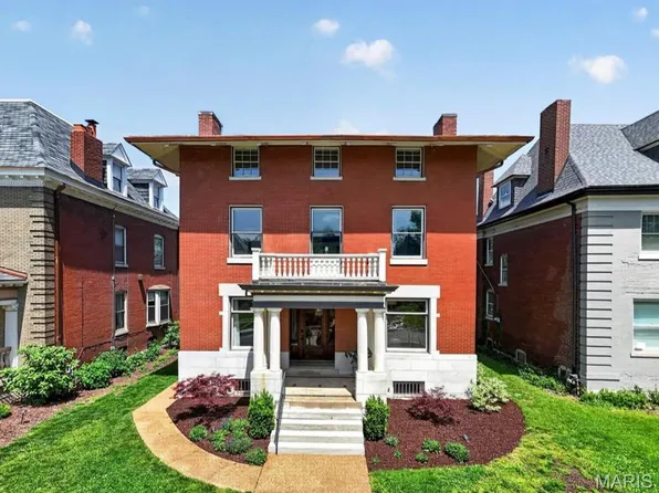 5123 Westminster Pl, Saint Louis, MO 63108