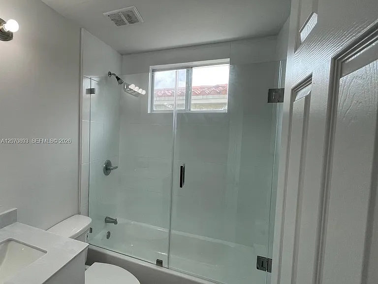 29 Oviedo Ave #2 — Photo 12