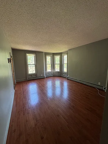 10 Sibley Pl #3 Photo 1
