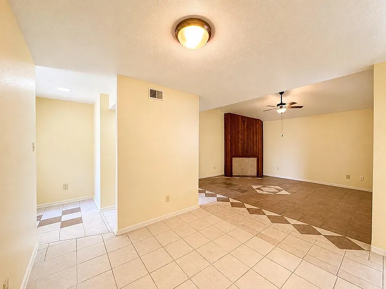 12504 Autumn Leaf Ln — Photo 12