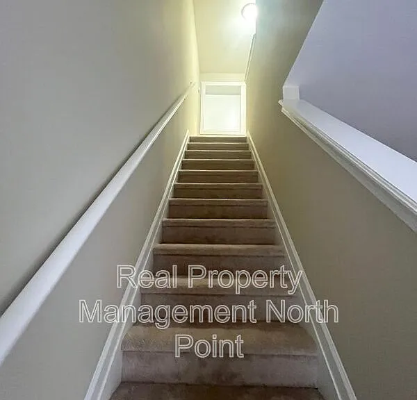 2031 Lakeshore Overlook Dr NW — Photo 13