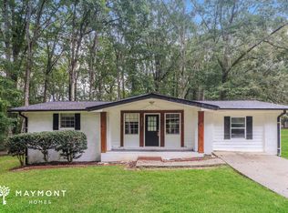 2116 Terry Ln, Douglasville, GA 30135