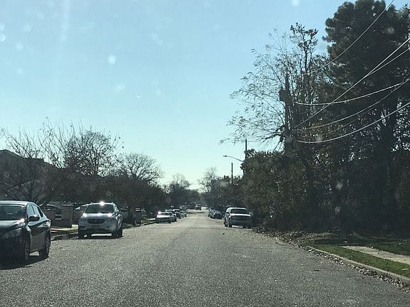 4th image of 152 Miller Ave