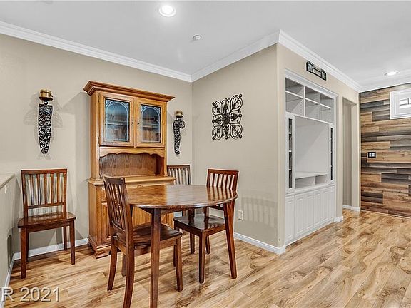 5th image of 7605 Scrolling Crest Ct