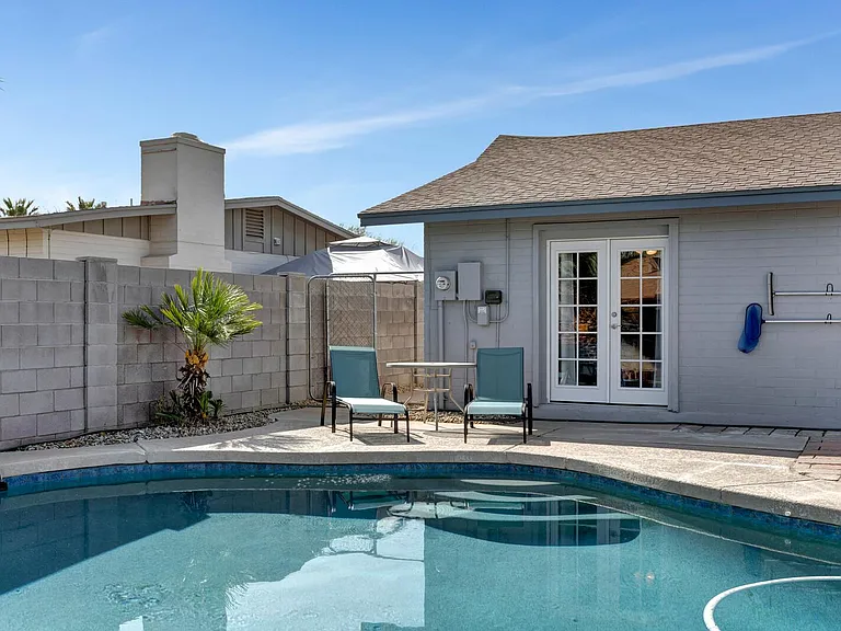 1524 E Broadmor Dr — Photo 18